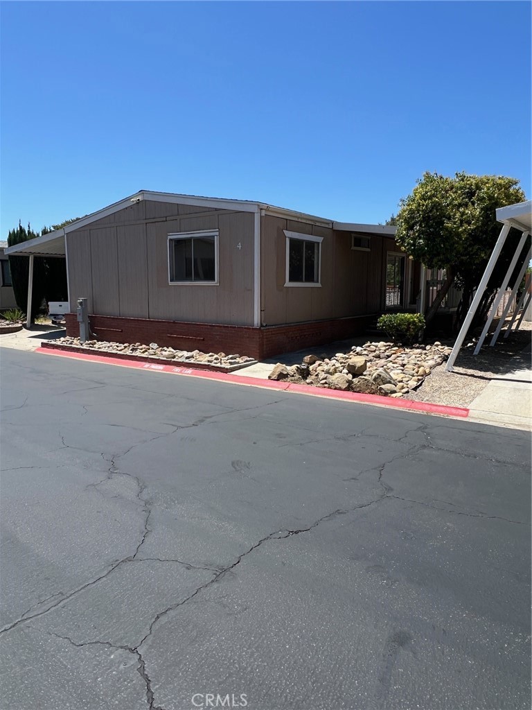 This home has incredible views, that would be enough, but this home has so much more. Enjoy this Charming Manufactured Home, peaceful serenity overlooking the San Fernando Valley in West Hills, high above the noise with majestic views. Private, Gated Community, nestled up in the mountains in a very scenic setting, very tranquil and lovely. Breathtaking views from inside and outside the Home. This 2 bedroom and 2 bath home has been newly remodeled throughout, new roof, new kitchen, new flooring through the entire home with a nice rear yard space to enjoy the views. This is one of the nicest homes in the area. The home with the views is a must see.