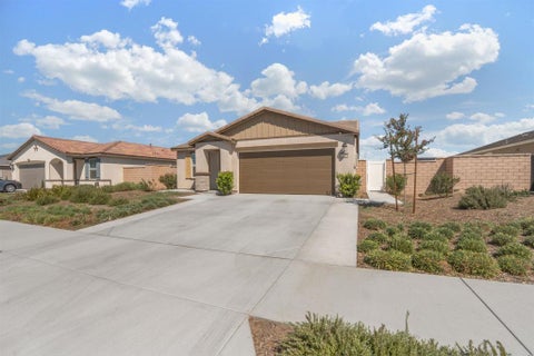 Tiny photo for 5062 Wrangler Way, Hemet, CA 92545 (MLS # PTP2606906)
