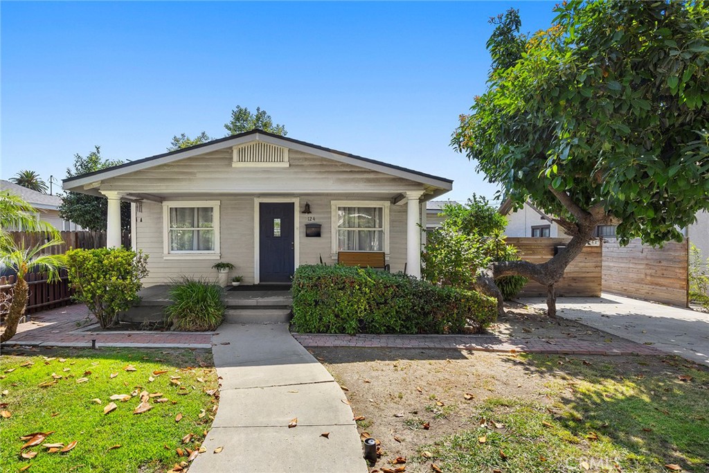 An exceptional investment opportunity for an investor or homeowner! 2 houses on a lot located in the heart of Fullerton historical downtown. New roof for both houses. Live in one house and rent out the second house. Front house is a single family home, 3 bedrooms, 1 bath, hardwood floor, kitchen with granite counter top, inside laundry with 1,119 sq.ft. living space built in 1927. Second house is built in 1975, 2 bedrooms 1 bath with upgraded shower and vanity, hardwood floor, approx. 685 sq.ft. living space built on upper level, ground level is 3 separate car garage. (Total is 5 bedrooms and 2 bathrooms, approx.1,804 sq.ft.). 2 separate electric and gas meter. Spacious 6,408 sq. ft. lot size offers a nice long driveway, separate wood fence, and large grassy areas for tenants' comfort, or simply enjoying the spacious yard for relaxation and gatherings. It is close proximity to downtown Fullerton, popular restaurants, specialty stores, entertainment options, and more. Conveniently situated near Fullerton College, Cal State Fullerton, and Fullerton transportation center. Easy access to freeways. This unique property is perfect for comfortable living or investment purposes that promise lasting returns!
DRIVE BY ONLY! PLEASE DO NOT DISTURB TENANTS! DO NOT MISS IT!!