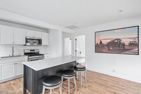 1009 S Cleveland Street Oceanside CA 92054