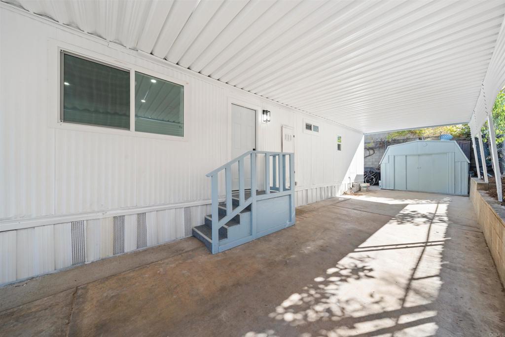 8968 Winter Gardens Blvd 4