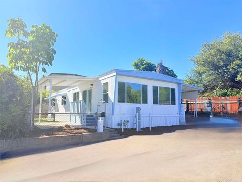 Photo of 8968 Winter Gardens Blvd Blvd #4, Lakeside, CA 92040 (MLS # PTP2508208) Photo of 8968 Winter Gardens Blvd Blvd #4, Lakeside, CA 92040 (MLS # PTP2508208)