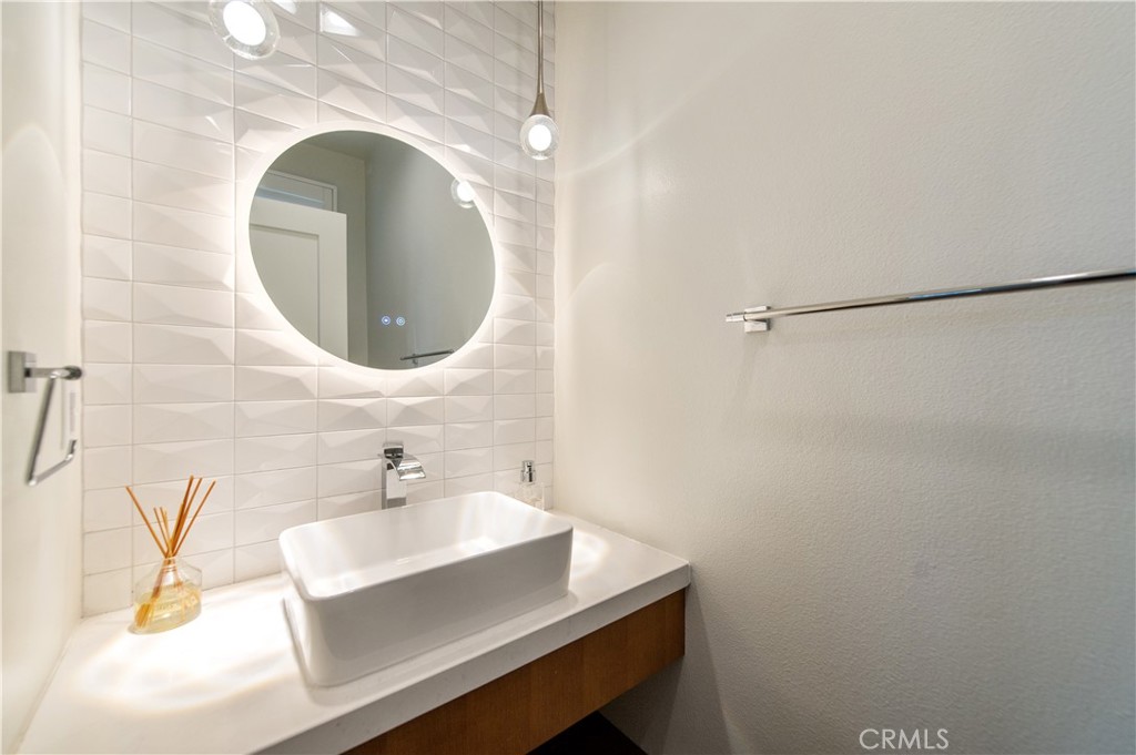 Noval Park - Residential Lease