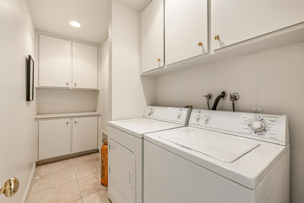 Indian Wells C.C. - Residential