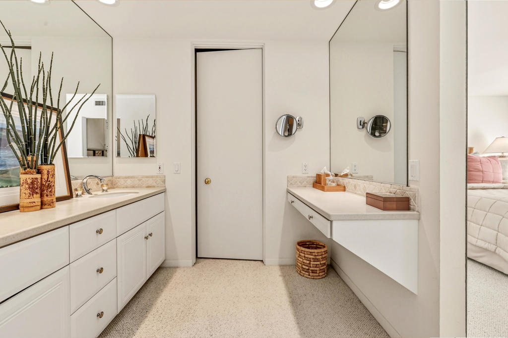 Indian Wells C.C. - Residential