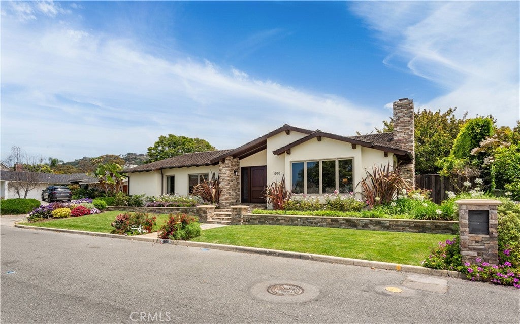 1600 Addison