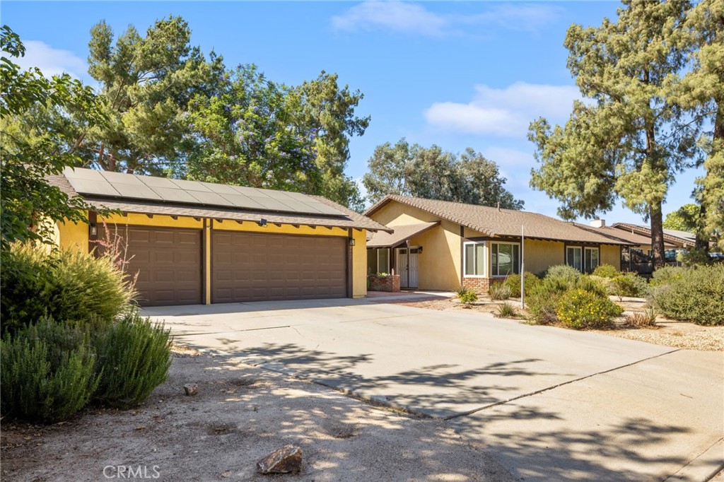 9447 Stirrup Street