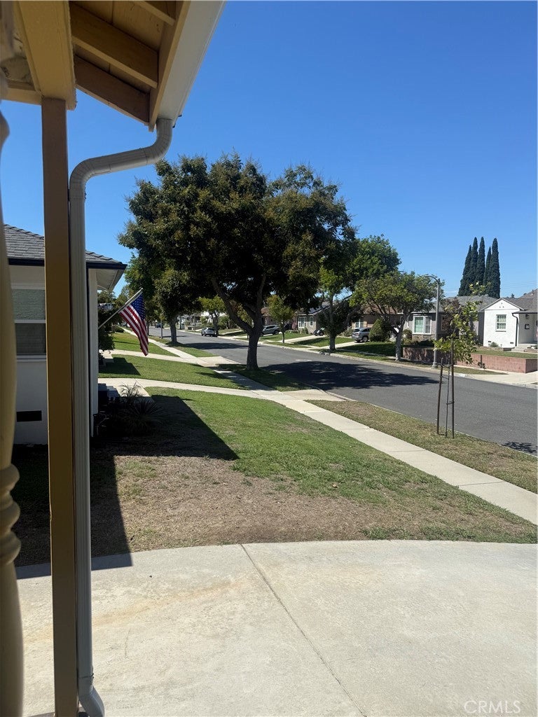 6312 Henrilee Street