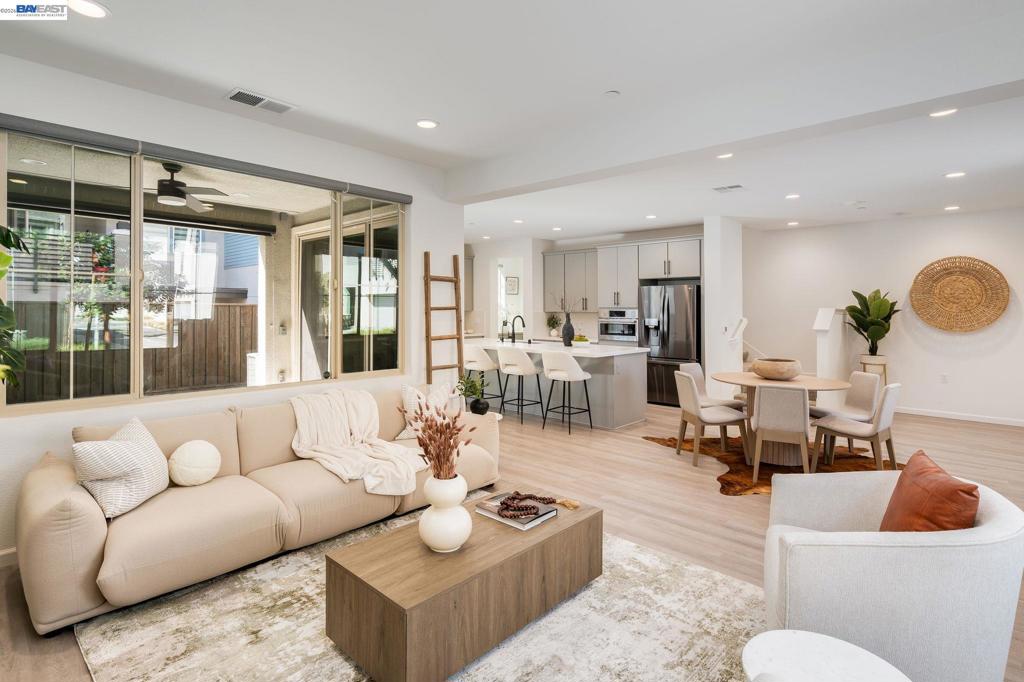 6017 Basaltina Pl Pl, Dublin CA 94568