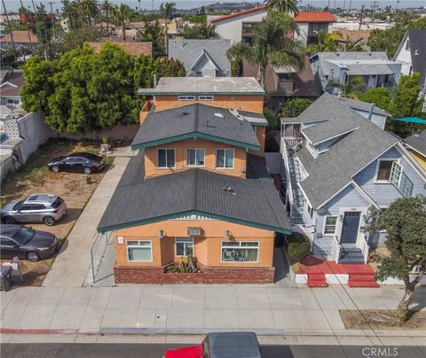 Photo of 1513 E Broadway, Long Beach, CA 90802 (MLS # SB26075231)