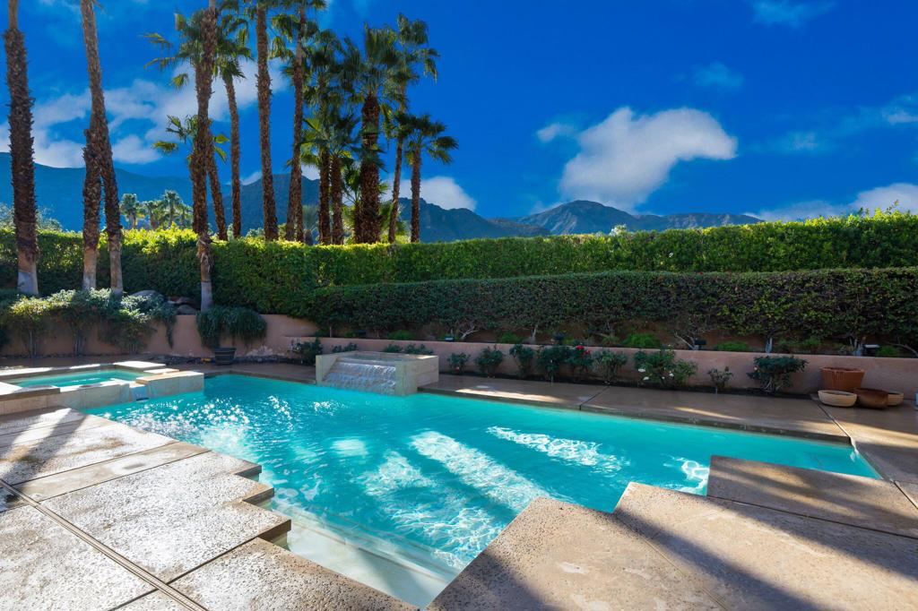 Thunderbird Cove - Residential