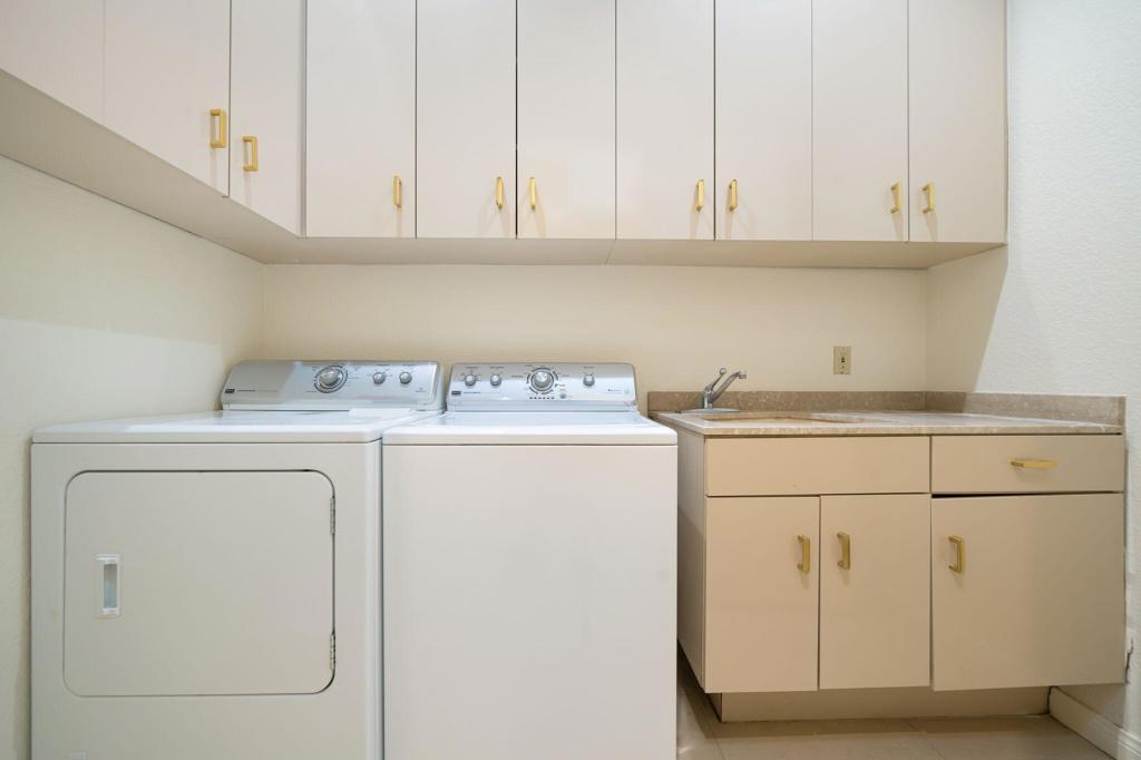 Thunderbird Cove - Residential