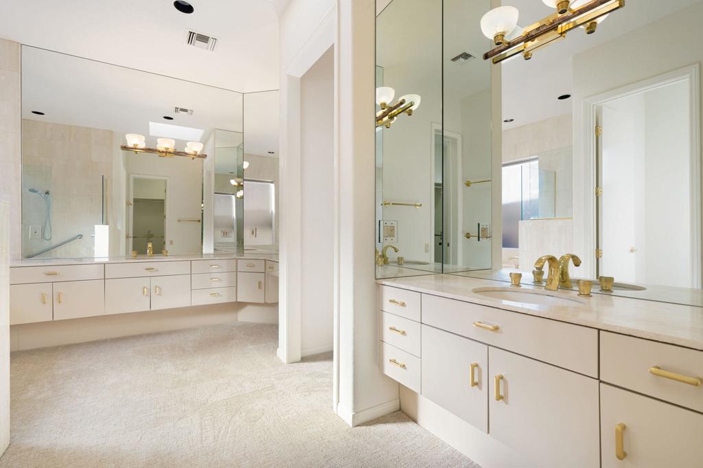 Thunderbird Cove - Residential