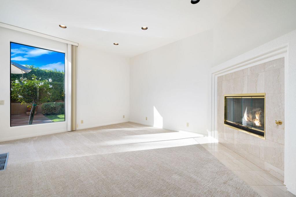 Thunderbird Cove - Residential