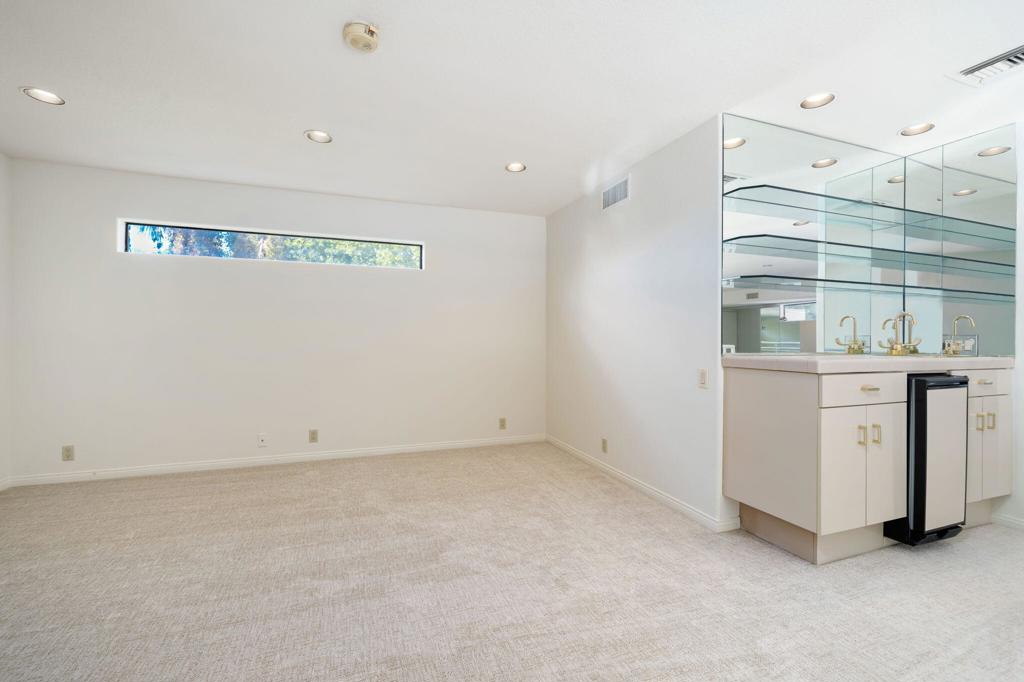 Thunderbird Cove - Residential