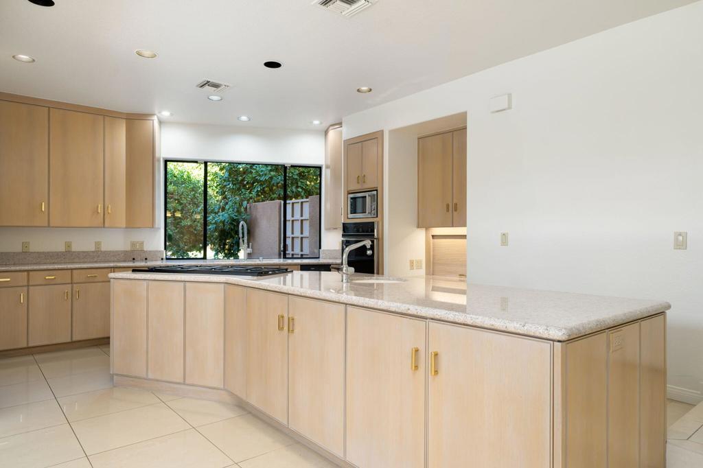 Thunderbird Cove - Residential