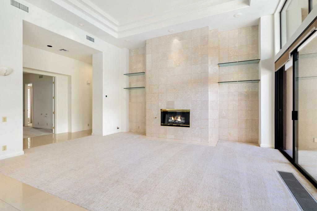 Thunderbird Cove - Residential