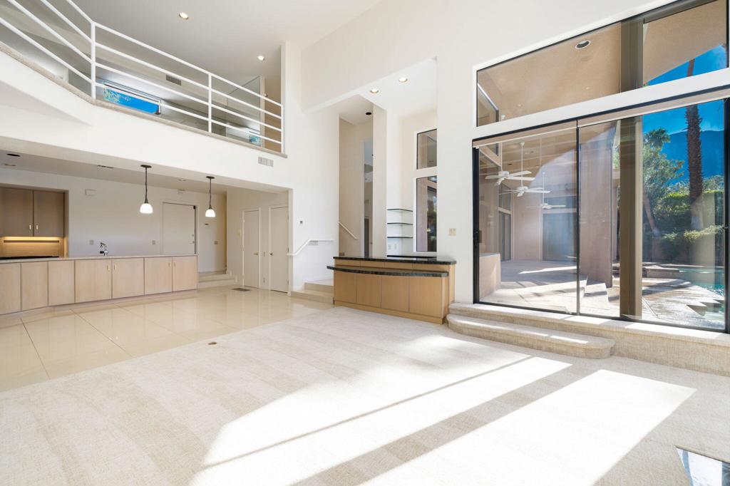 Thunderbird Cove - Residential