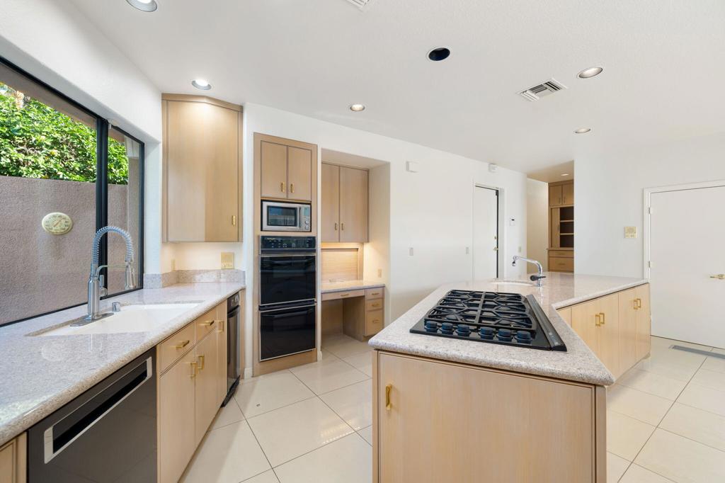 Thunderbird Cove - Residential