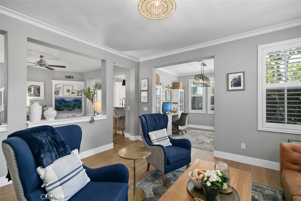 54 Livingston Pl