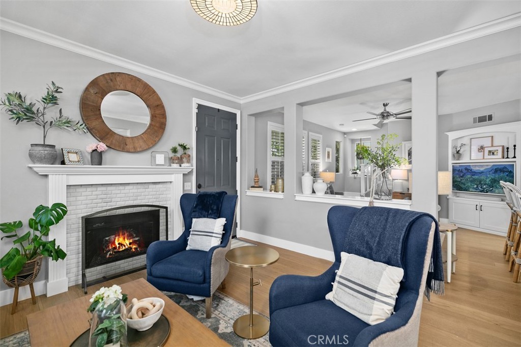 54 Livingston Pl