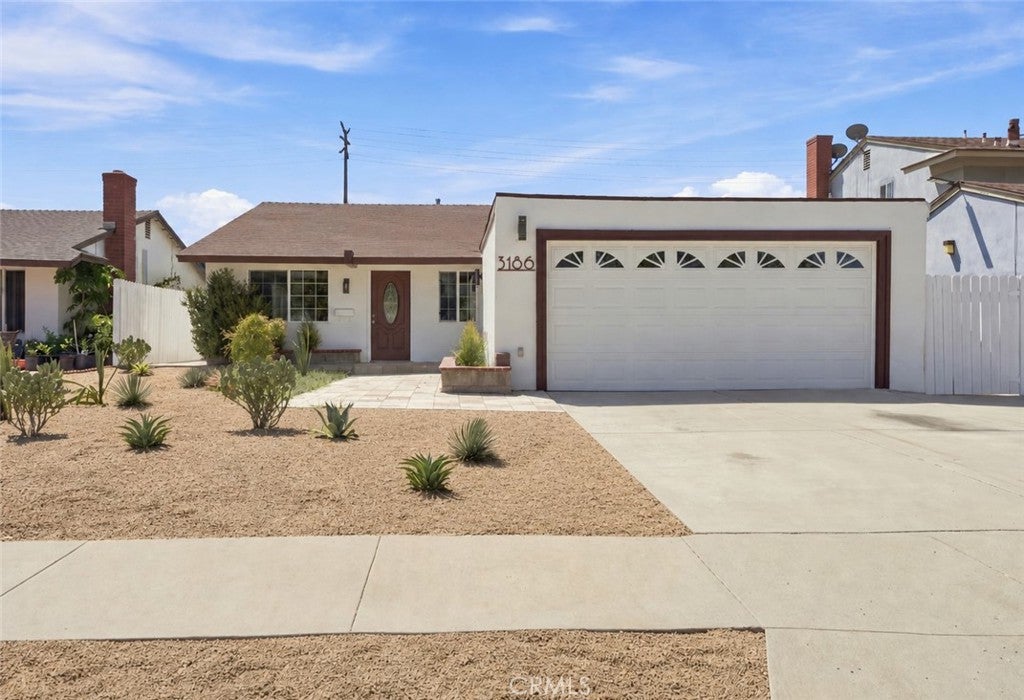 3186 E Radcliffe