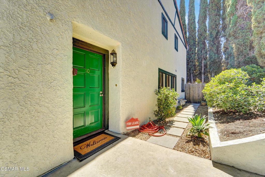 Beautifully Remodeled Townhome in Thousand OaksWelcome to this stunning, completely remodeled end-unit townhome in a private and quiet 4-plex on Foursite Lane. This light-filled home features beautiful new travertine floors throughout, with new luxury carpet on the stairs and in the bedrooms and 2 cozy gas fireplaces. The kitchen shines with all NEW appliances, including a new gas range with self cleaning, air-fry, convection and other features. The new large stainless steal sink is complete with a touchless sensor faucet. There is a new central A/C system for year-round comfort, and upstairs laundry area with a new washer dryer for convenience.Upstairs also offers two en-suite bedrooms. One offers a private balcony, while the other boasts a gas burning fireplace--perfect for creating a warm retreat.Additional highlights include one covered parking space with storage, plus ample on-site parking. Water, gardening service and trash are included. 1 Pet ok on approval add $75/mo.Located in the heart of Thousand Oaks, this home offers close access to shopping restaurants and entertainment at The Lakes, the Civic Arts Plaza and Gardens of the World; and offers easy access to The Oaks Mall, Janss Marketplace, Conejo Valley trails, restaurants, and award-winning schools. Enjoy the best of convenience and quiet living in this beautifully updated property. Apply via RentSpree at https://apply.link/pzAIya0