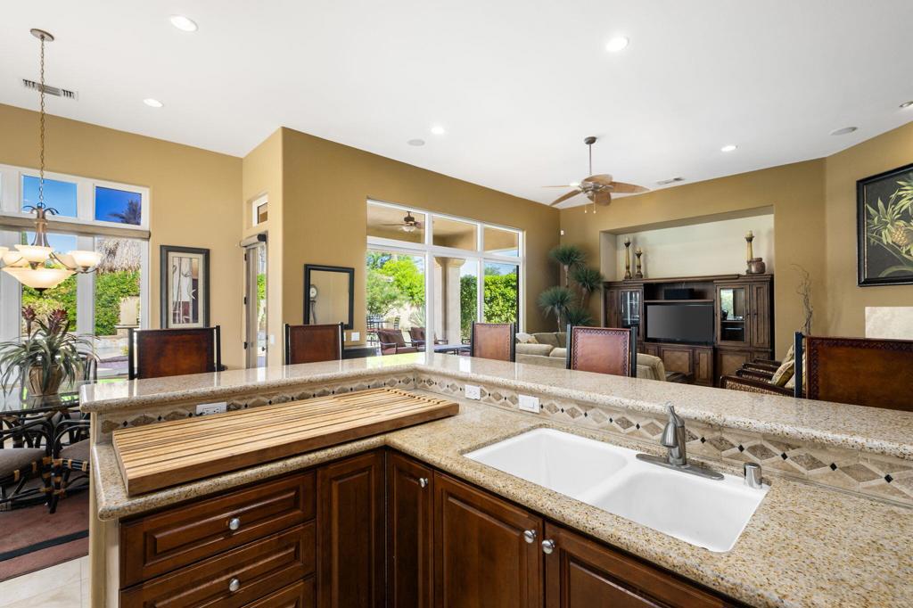 The Palms - Residential Lease