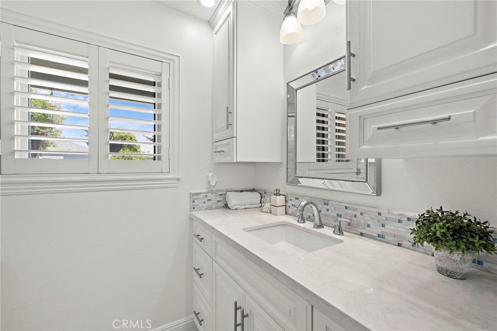 115 Morristown, Costa Mesa CA 92626 - Photo 21