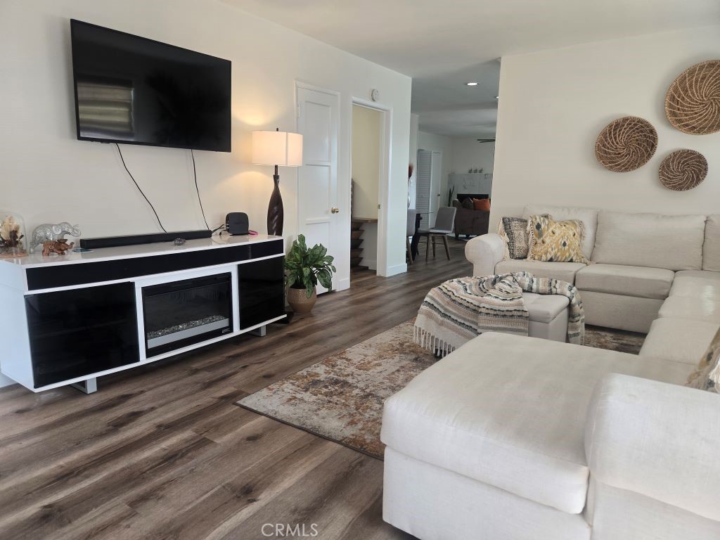 1201 W 186th Street