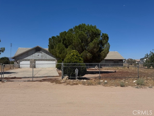 Short Sale opportunity in Hesperia! This 4-bedroom, 2-bath home offers 2,573 sq. ft. of living space on an expansive 89,733 sq. ft. lot (over 2 acres). The property needs significant repairs and updates, but has excellent potential for customization, expansion, or investment—a leased solar system is in place. The sale is subject to lender/third-party approval—buyer to verify all information and be prepared for extended timelines typical with short-sale transactions.