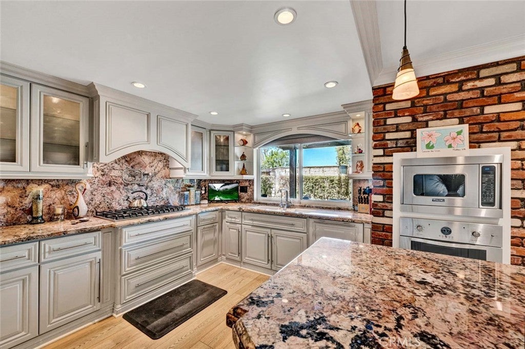 24782 Rochelle Lane, Lake Forest CA 92630 - Photo 8