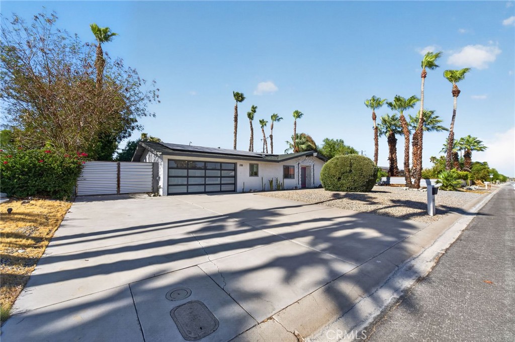 2860 E Ventura Road