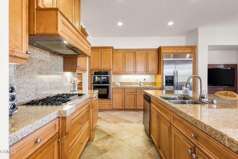 Tiny photo for 4061 Adriatic Street, Oxnard, CA 93035 (MLS # V1-39228)