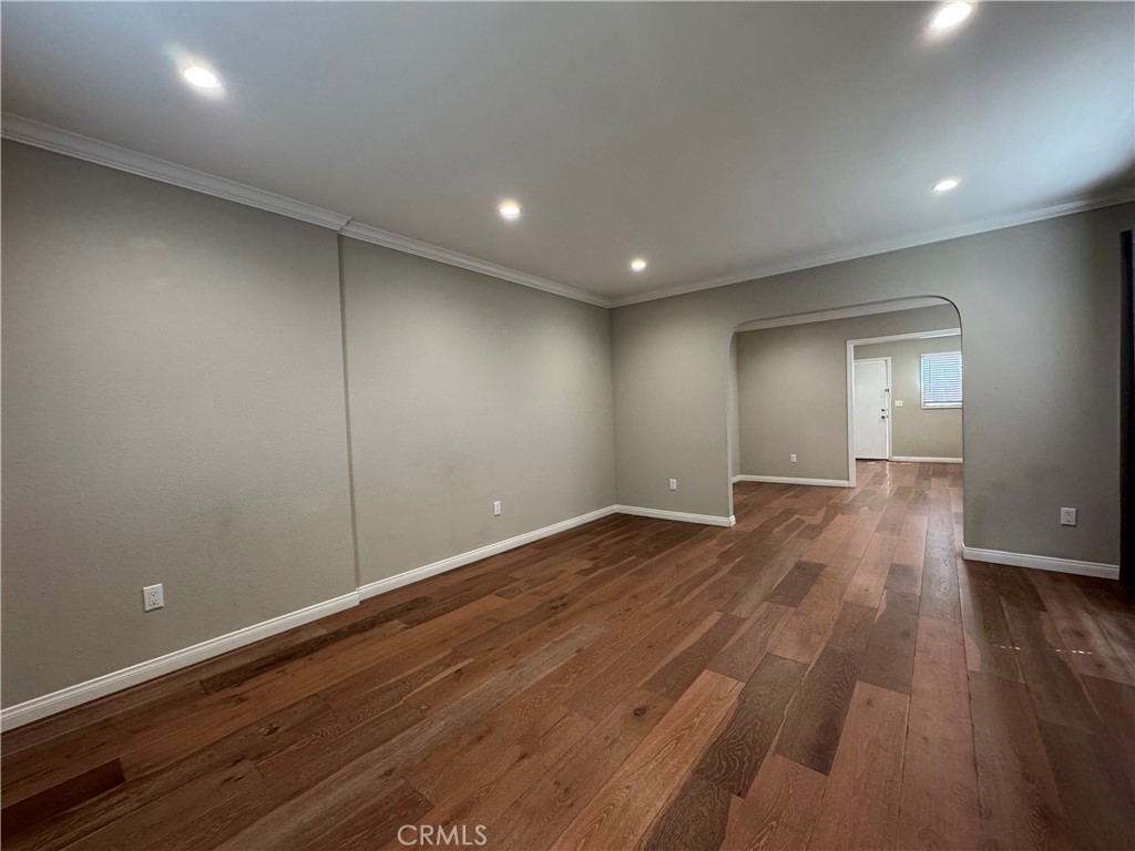 1828 New Avenue