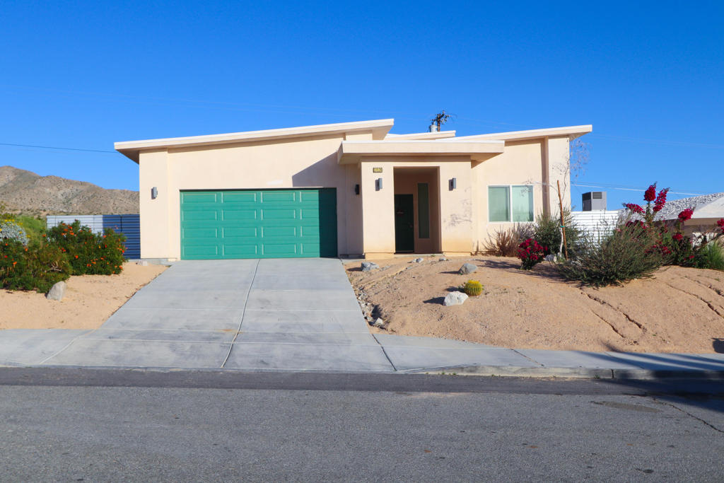 12120 Sumac Drive
