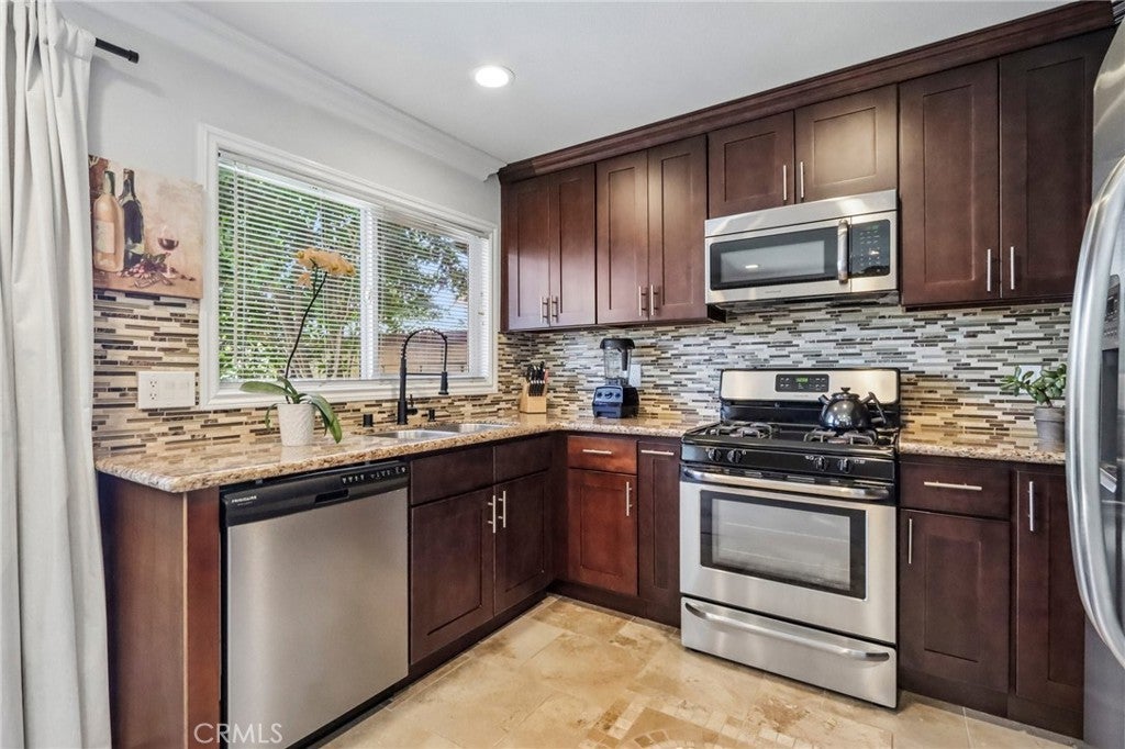 25308 Crocker, Lake Forest CA 92630 - Photo 17