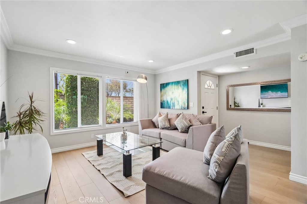 25308 Crocker