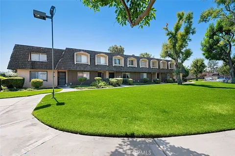 10544 White Oak Drive, Riverside, CA 92505 - MLS#: IV25173313