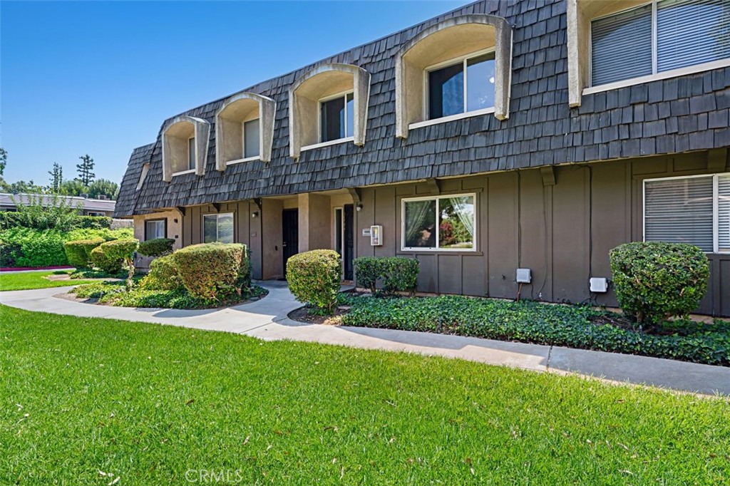 10544 White Oak Drive