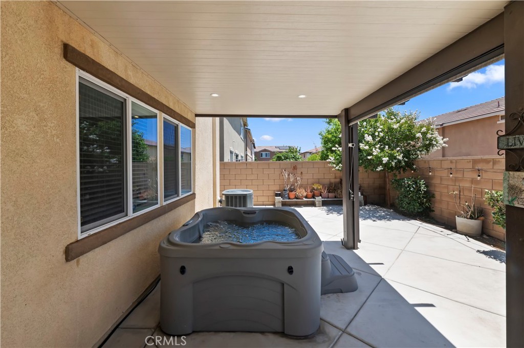 16915 Bayou Lane