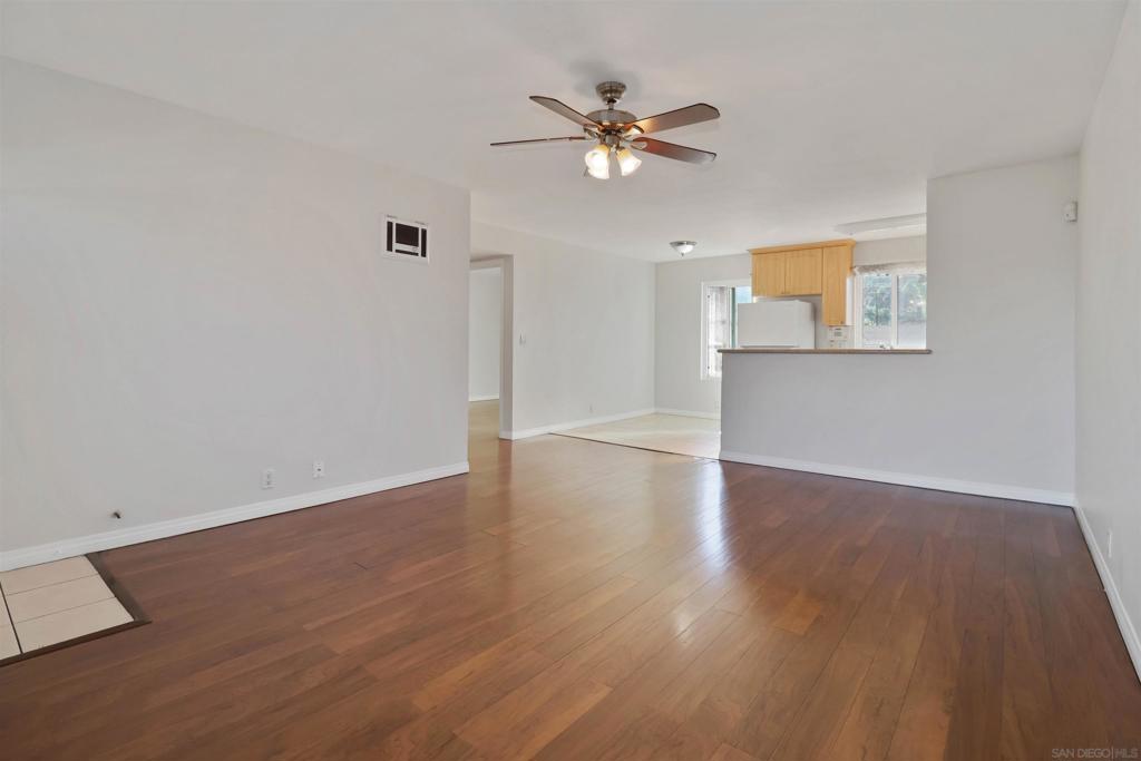 1160 E Washington Ave 3