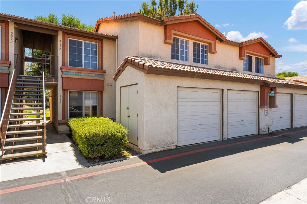 Charming Upgraded Condo in Gated Mentone Community!
Welcome to this beautifully updated upstairs unit in the heart of Mentone offering comfort, convenience, and privacy with no neighbors above! Featuring three spacious bedrooms and two full bathrooms, this home boasts an open and airy floor plan perfect for modern living.
The updated kitchen shines with granite countertops, sleek stainless steel appliances, and newer cabinetry, ideal for any home chef. The family room opens up to a private balcony, where you can relax outdoors and enjoy your morning coffee. A dedicated laundry closet with washer and dryer is conveniently located on the balcony as well.
Additional features include a single car garage, extra parking, and all the perks of a gated community, providing both security and peace of mind. Located just minutes from the University of Redlands, this home is perfect for first-time buyers, investors, or anyone looking for a smart, move-in ready opportunity.
Don’t miss out on this rare find in a great location!