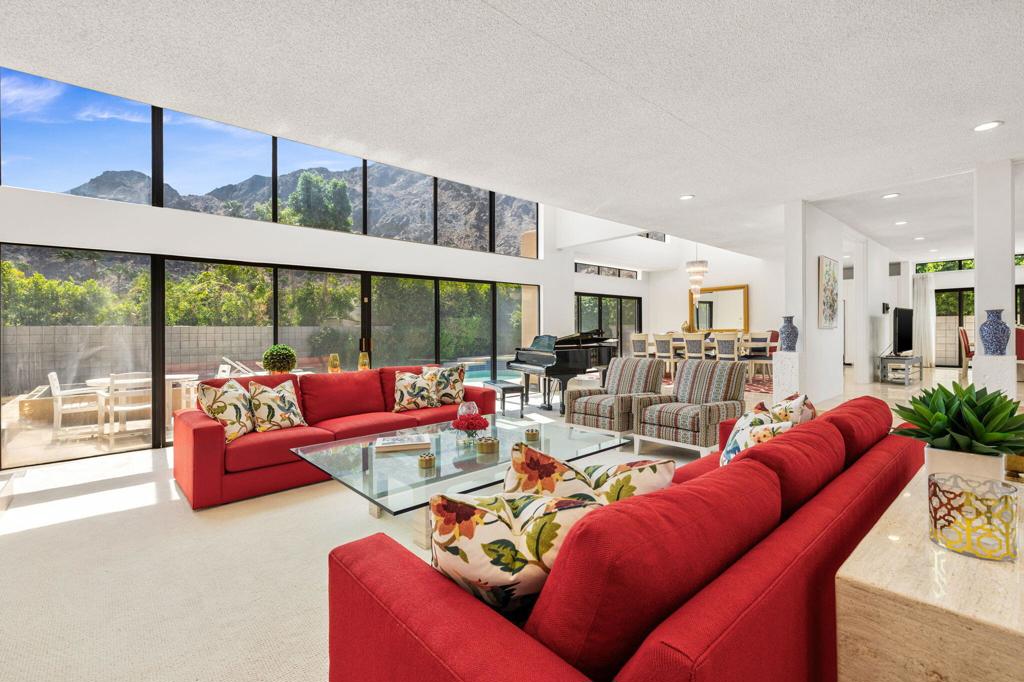 46220 Manitou Drive