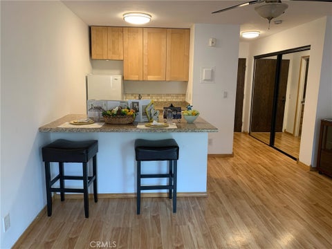 Photo of 22100 Burbank Blvd BLVD #350F, Woodland Hills, CA 91364 (MLS # SR26189760)