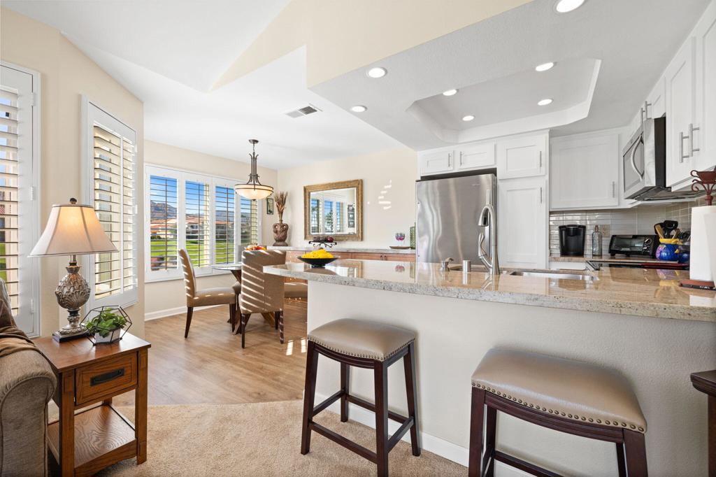 Palm Royale - Residential