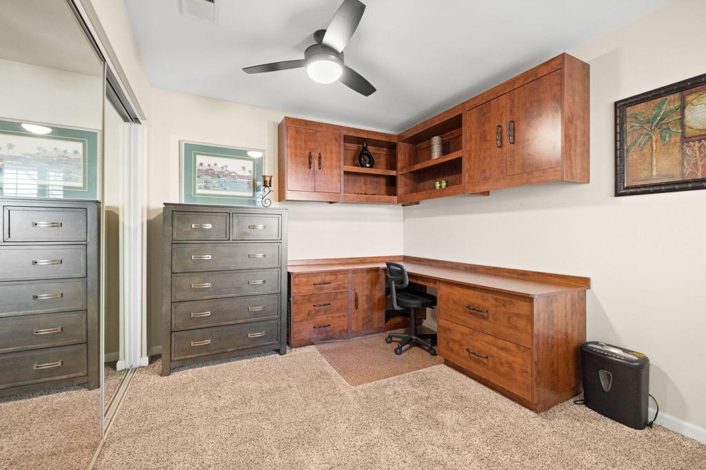 Palm Royale - Residential