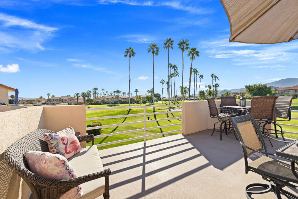 Palm Royale - Residential