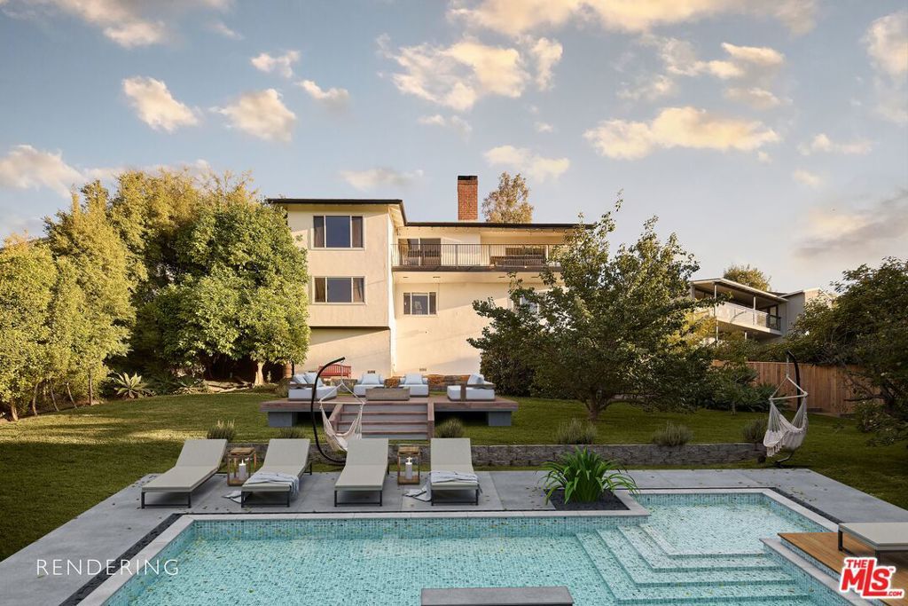 Photo of 3964 Fredonia Drive, Los Angeles, CA 90068 (MLS # 25586385)