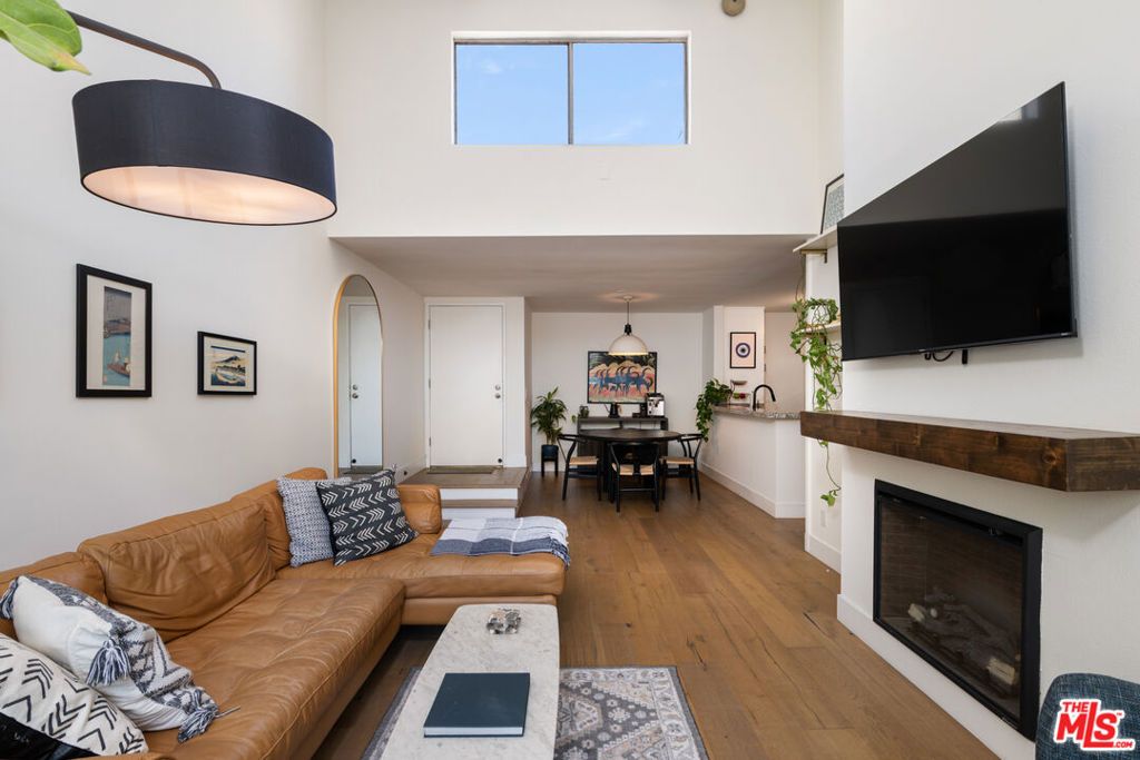 Photo of 4900 Overland Avenue #312, Culver City, CA 90230 (MLS # 26665321)